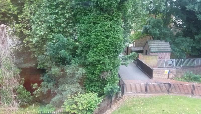 Travelodge Staines Luaran gambar
